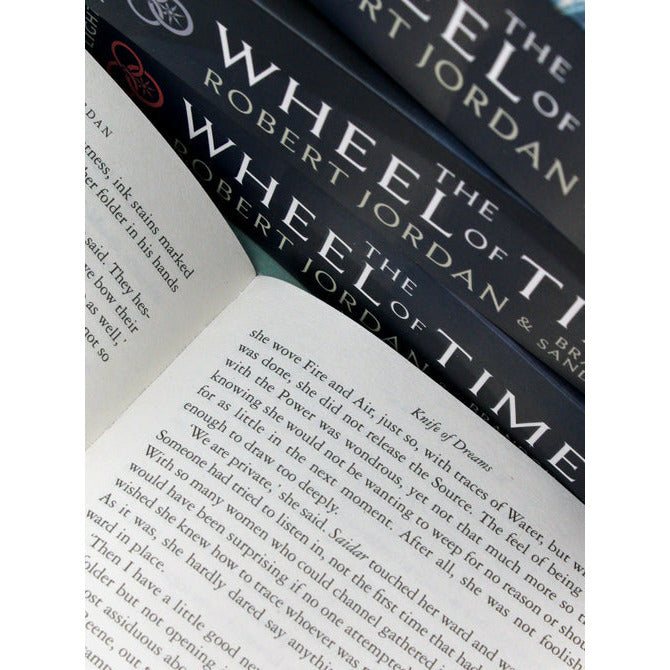The Wheel of Time by Robert Jordan: Series 3: Books 11-14 & New Spring Collection Set